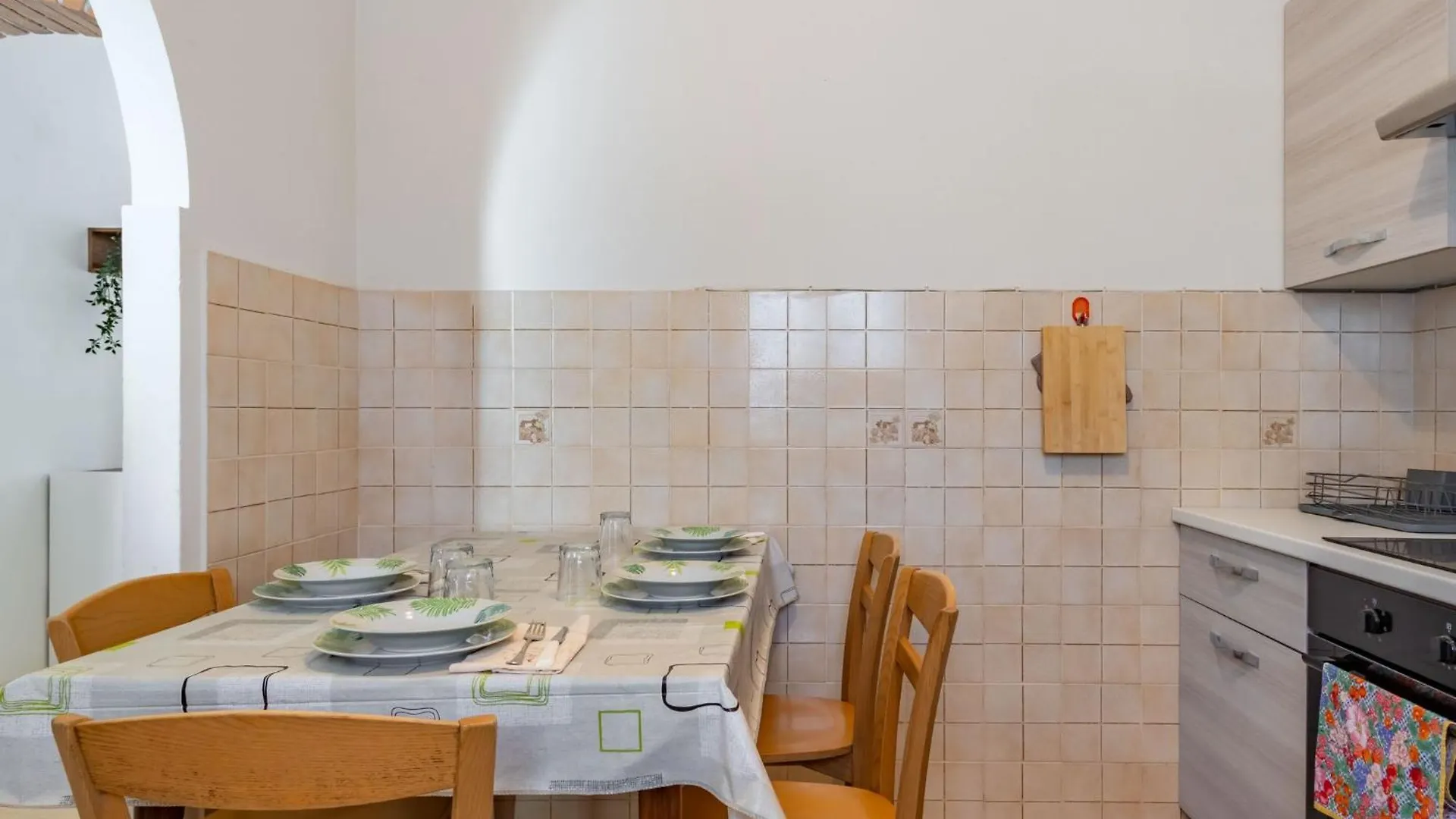 Lucca Comfy Apt With Private Garden And Parking! Italia